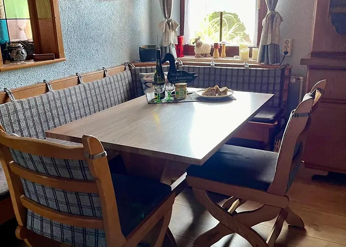 Altes Forsthaus * Gebsattel